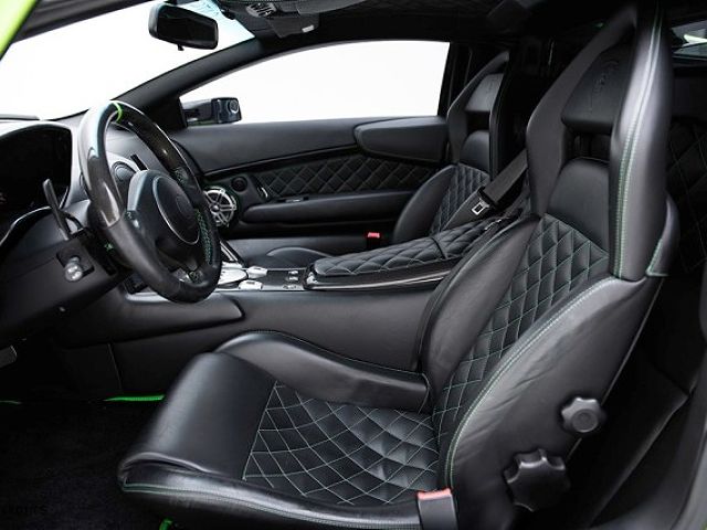 Car Thumbnail 5